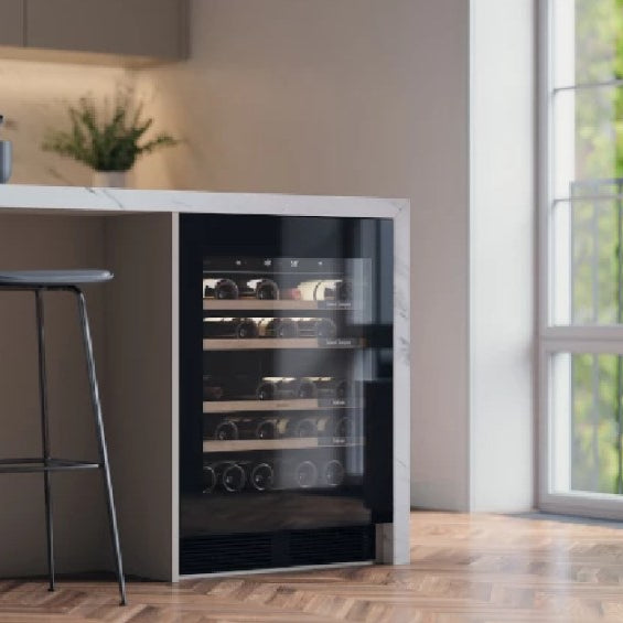 Wat is het verschil tussen een wijnkoelkast en een wijnklimaatkast?