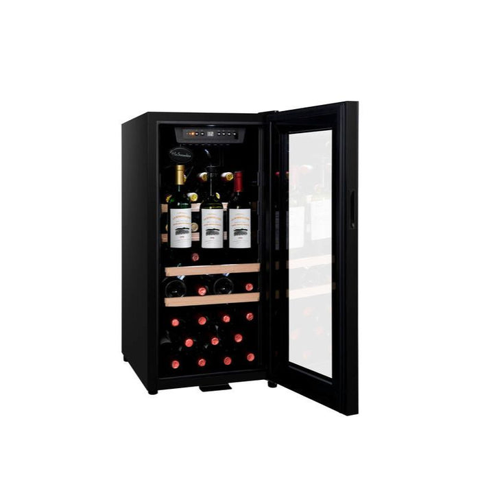 La Sommelière LS38BLACK schuin met open deur