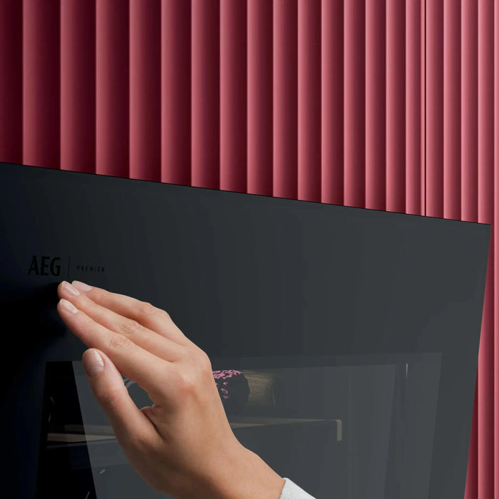 AEG CW6000T inbouw wijnkoelkast, klepdeur openen met een duw