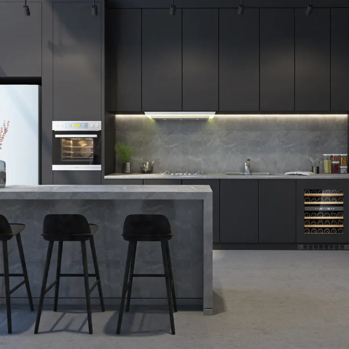 Cella KitchenLine W34PANEL-TO onderbouw wijnkoelkast, in een keuken