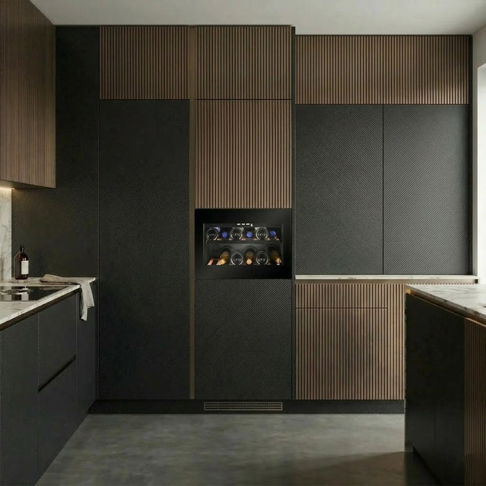 Cella KitchenLine WI-17B-TO inbouw wijnkoelkast, in een keuken