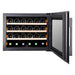 Pevino Majestic PI24S-B met open deur en flessen