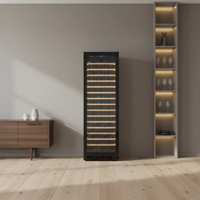 Pevino Noble PN328MB-HHB vrijstaande wijnkoelkast, in een interieur