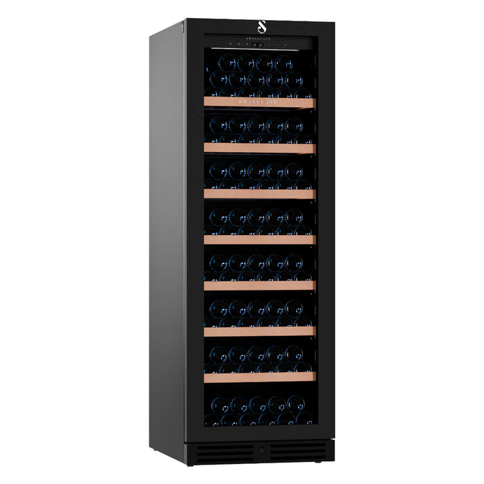 Swisscave Classic WLB-455F vrijstaande wijnkoelkast, schuin aanzicht