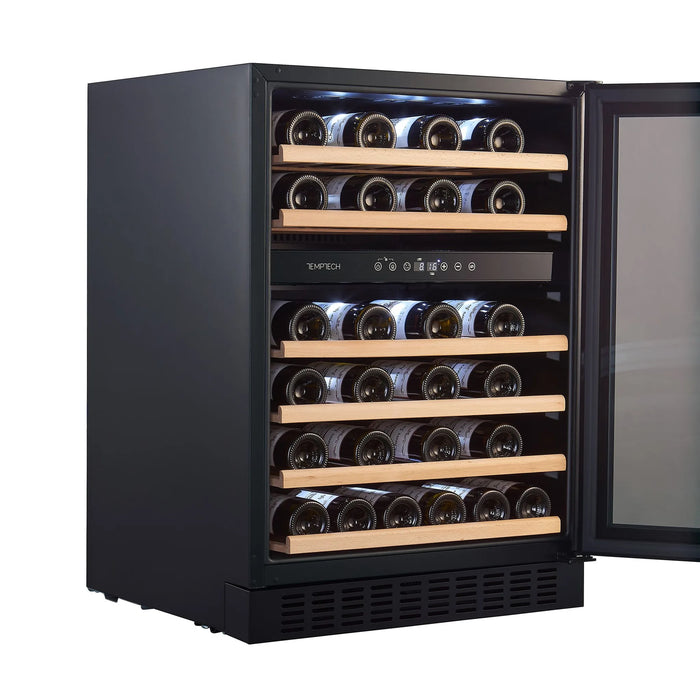 Temptech Classique CLX60DB onderbouw wijnkoelkast, schuin met open deur